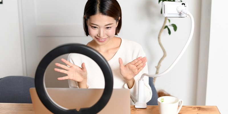 収入を爆発させる「パーティチャット」の攻略法