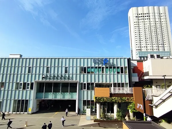 JR金山駅